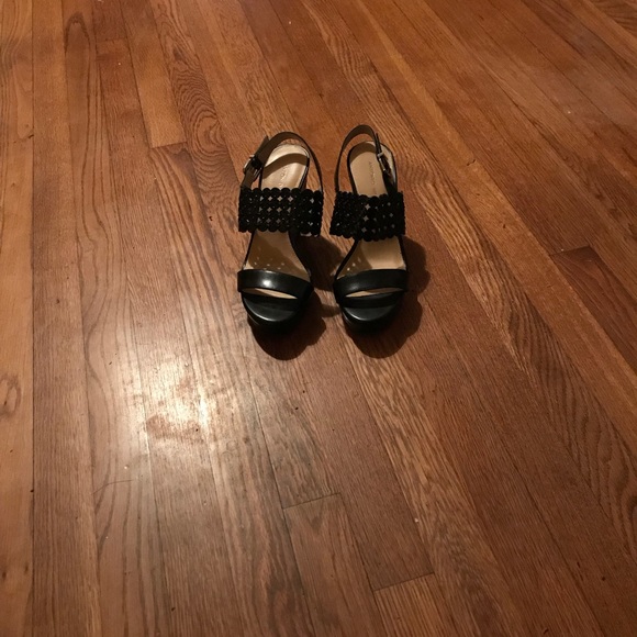 Shoes - Picture 1 of 2